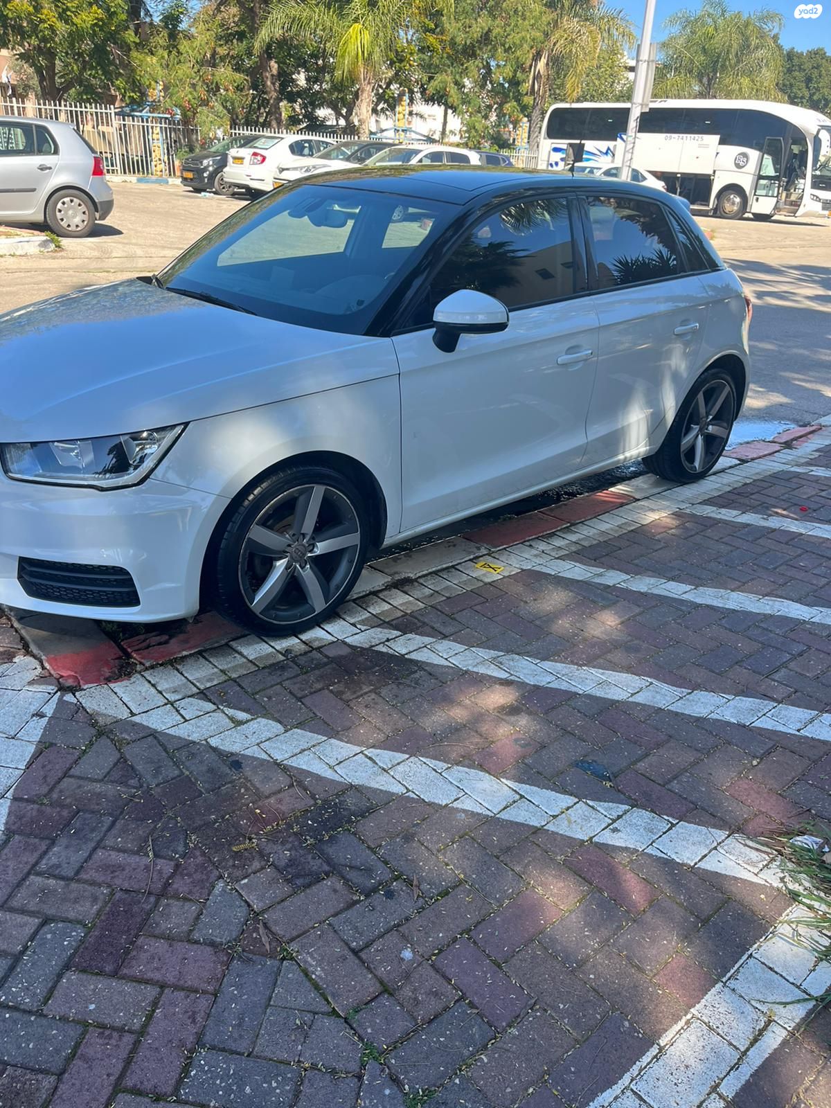 מודעת רכב אאודי A1