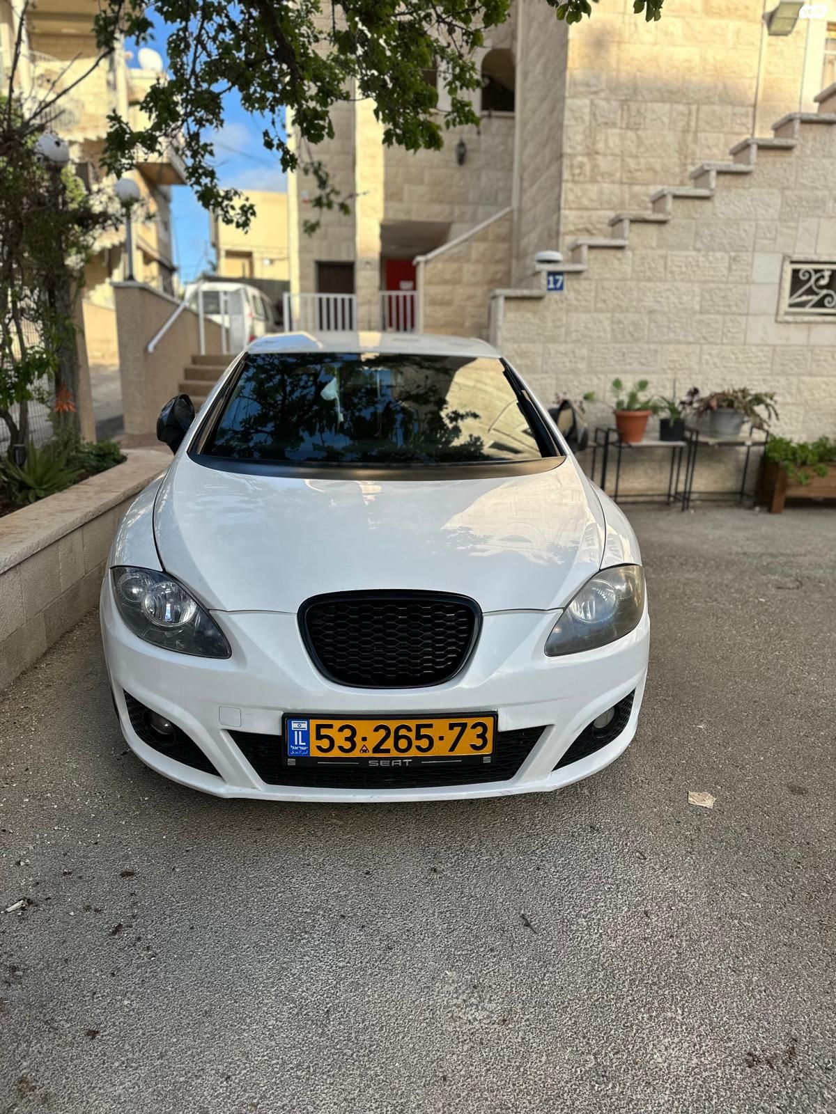 מודעת רכב סיאט לאון