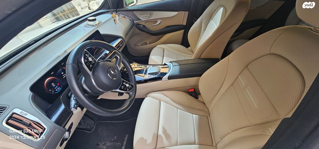 מרצדס-בנץ EQC