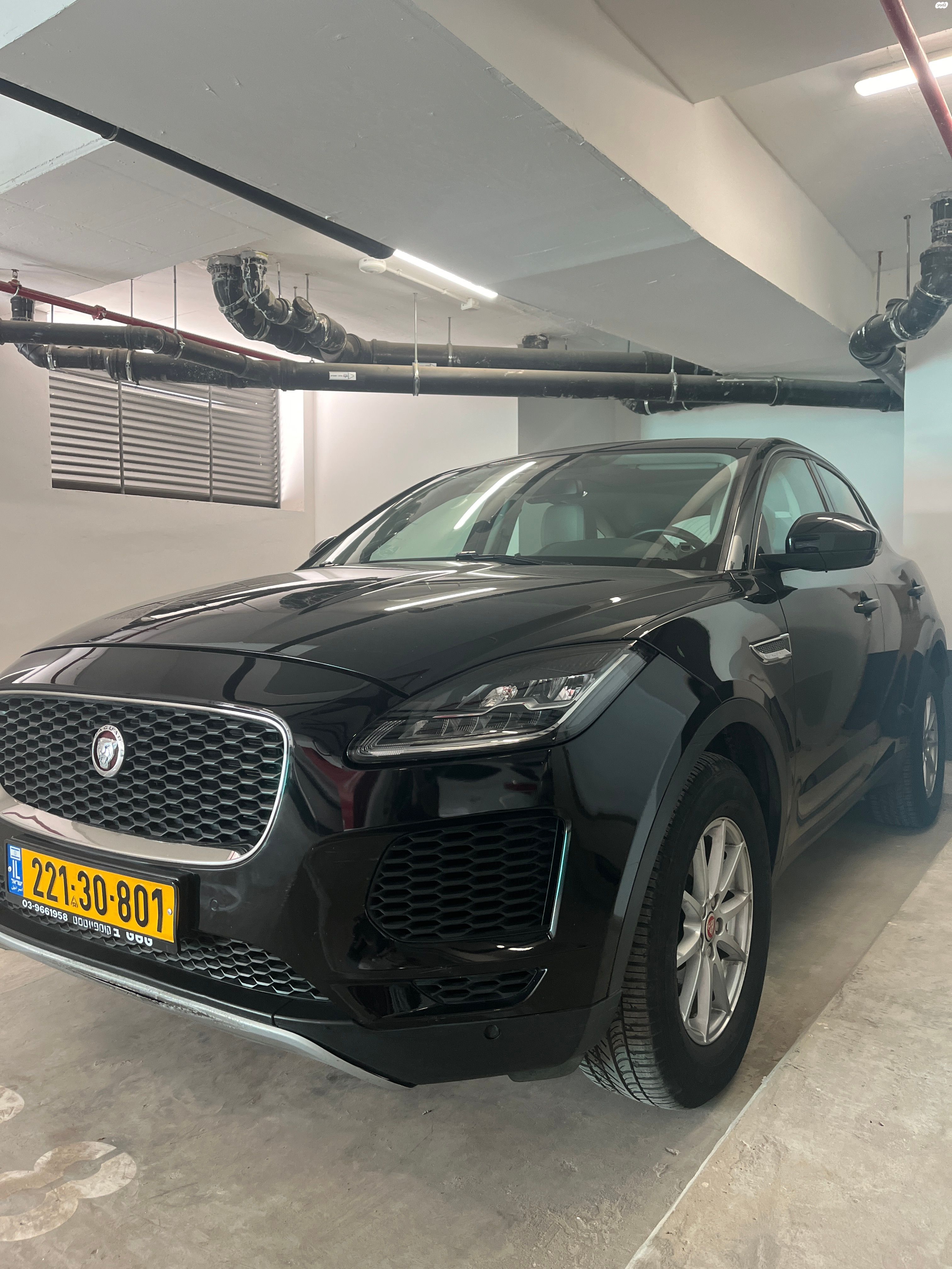 מודעת רכב יגואר E-Pace