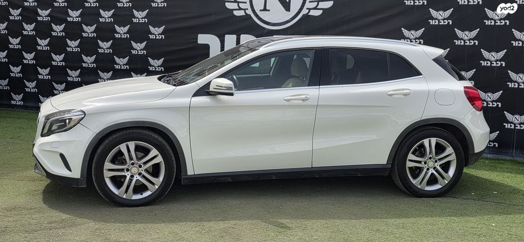 מרצדס-בנץ GLA