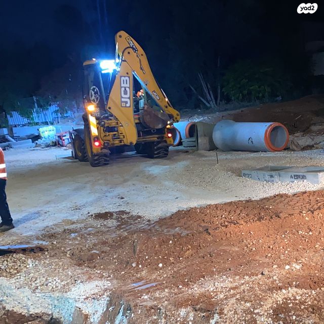 מודעת רכב מחפרון