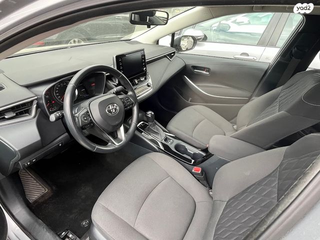 טויוטה קורולה