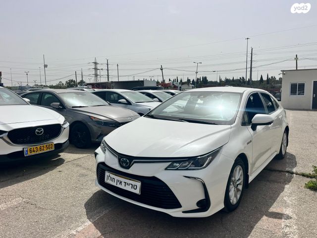 מודעת רכב טויוטה קורולה