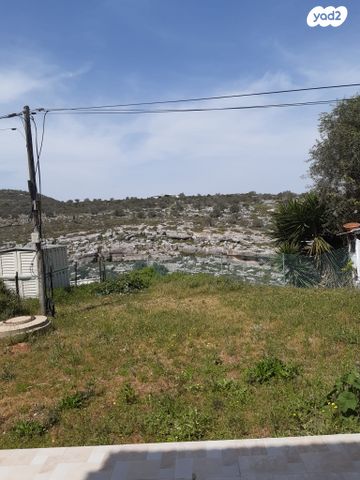 דו משפחתי, הנבל 9, קדומים, קדומים