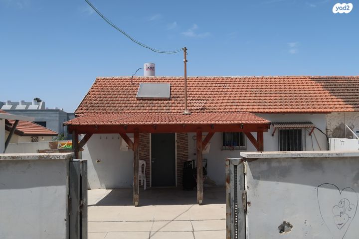 דו משפחתי, יעקב דורי 4, מרכז עפולה עלית, עפולה