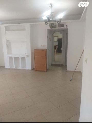 דירת גן, ליאו פיקרד 30, רמות הרכס, באר שבע