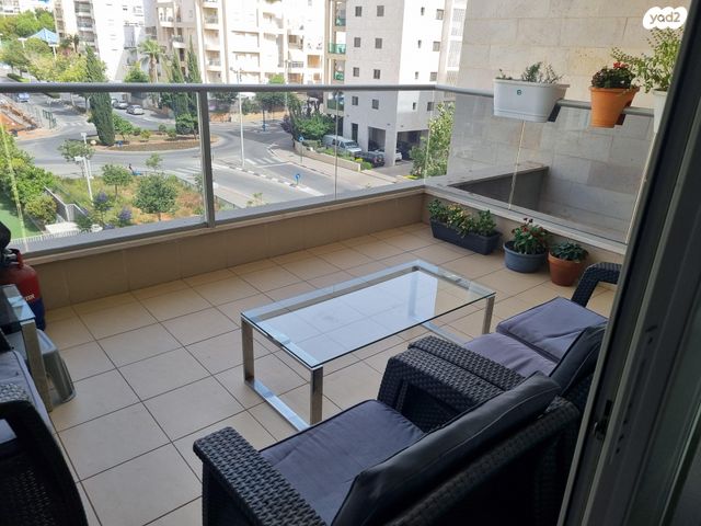 דירה, יטקובסקי אחים 32, כפר גנים ג, פתח תקווה