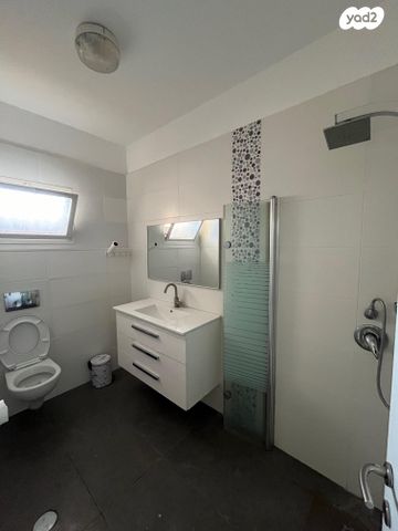 בית פרטי/ קוטג', קנאים 10, שאר העיר, מיתר / כרמית