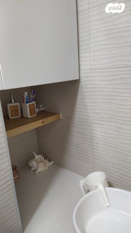 גג/ פנטהאוז, הפלמ"ח, עמידר, בת ים