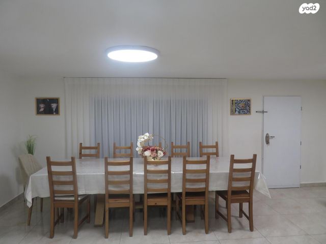 דירת גן, שדרות שלמה המלך 31, ממשלתית, לוד