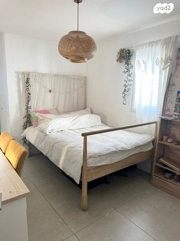 דירה, הדרור, נאות בן גוריון, יבנה