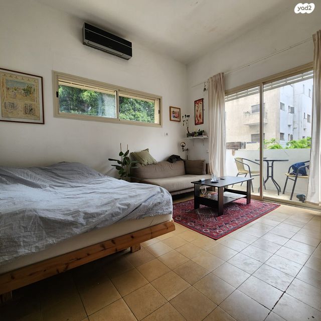 דירה, דב הוז, הצפון הישן - דרום, תל אביב יפו