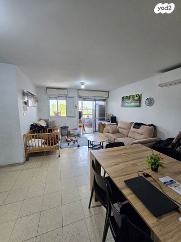 דירה, מגיני הגליל, רחובות