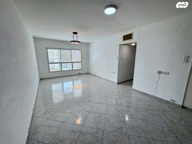 דירת גן, ההרדופים, רמת יקנעם, יקנעם עילית