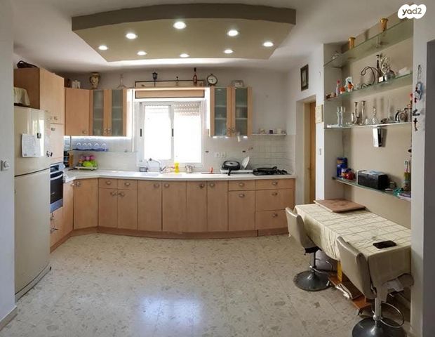 דירה, נחל דליה, מודיעין מכבים רעות