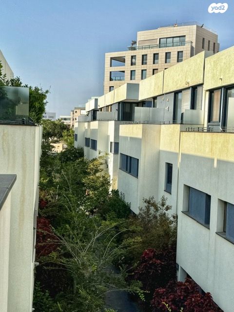 הגוש הגדול, רמת אביב החדשה, נופי ים
