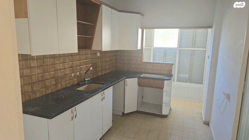 דירה, אחים קיבוביץ' 7, ב' / צפון מערב העיר, רחובות