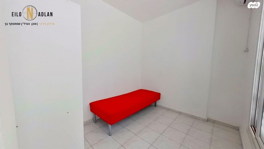 דירה, יחזקאל דנין 18, לב העיר, בת ים