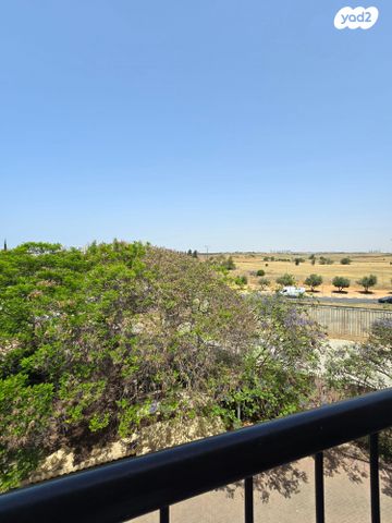 דירה, מגיני הגליל, רחובות