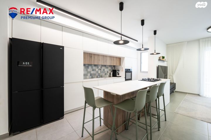 דירת גן, שוהם