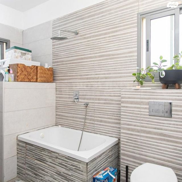 דירה, מעלות הבוצרים 8, מרכז הכרמל, חיפה