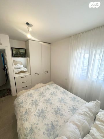 דירה, הדרור, נאות בן גוריון, יבנה