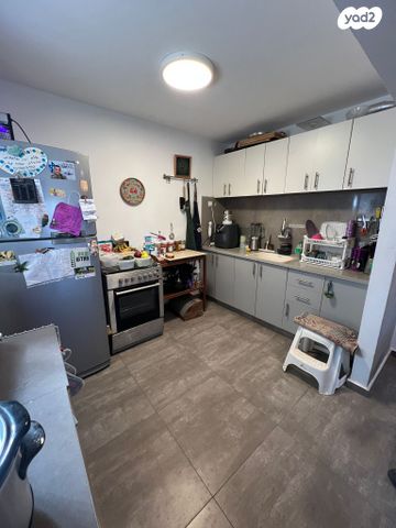 בית פרטי/ קוטג', החרוב, צוחר, צוחר