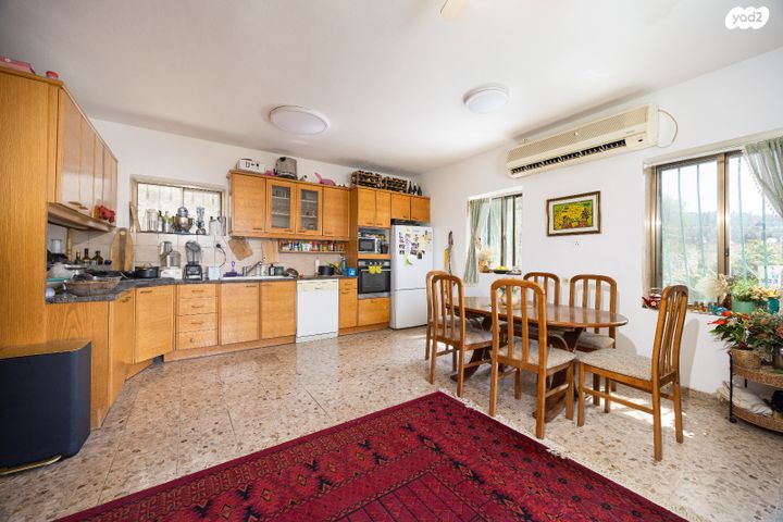 מגרשים, שביל הצוקים 9, עין כרם, ירושלים