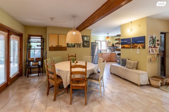 בית פרטי/ קוטג', חצב 21, הפרחים, כפר ורדים