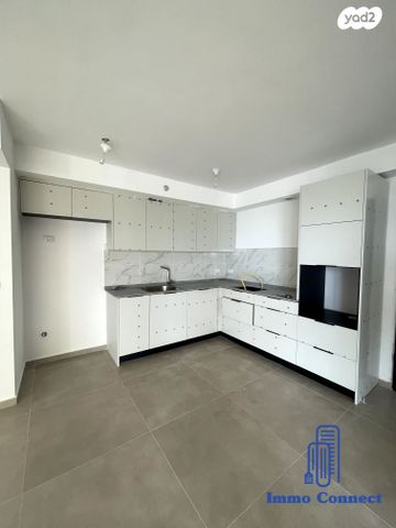 דירה, סוקולוב, רוטשילד עצמאות, בת ים