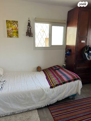 בית פרטי/ קוטג', החרוב, צוחר, צוחר