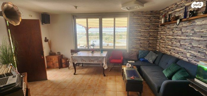 בית פרטי/ קוטג', אורנית