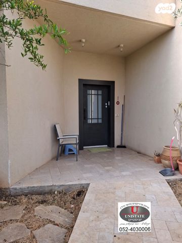 בית פרטי/ קוטג', כפר ראש הנקרה