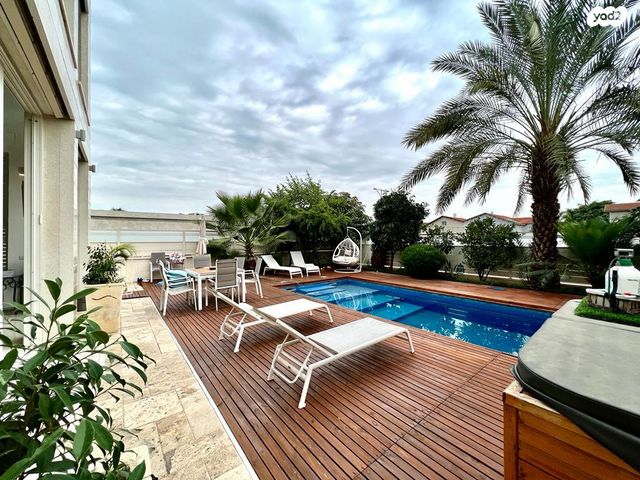 בית פרטי/ קוטג', גבעתי 21, הנחלים, כפר יונה