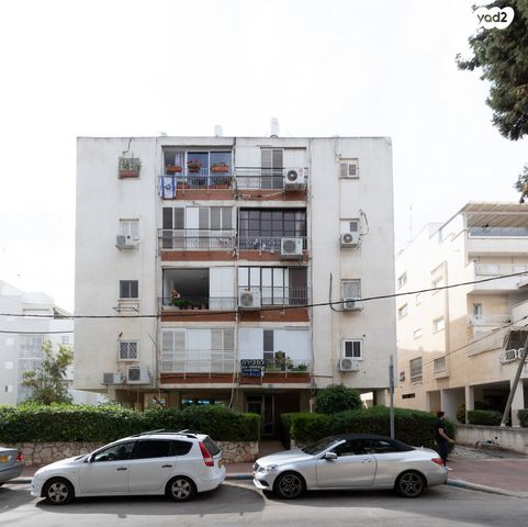 דירה, זאב ז'בוטינסקי 12, ד' / מערב מרכז העיר, רחובות