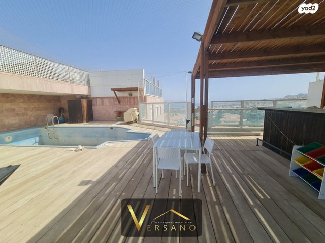 גג/ פנטהאוז, אילת