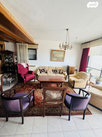 דירה, זאב שוהם, נעמ"ת, חיפה