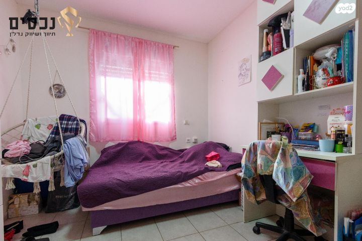 דירת גן, אלעד