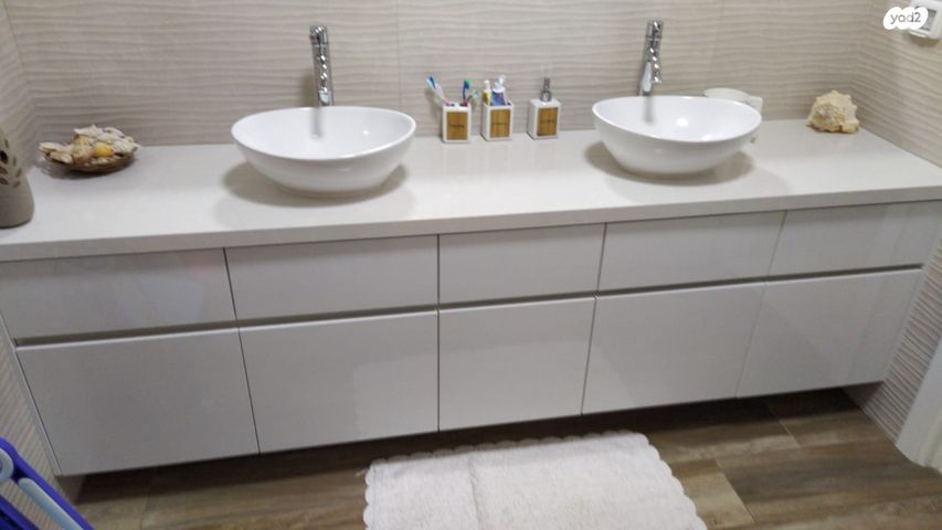 גג/ פנטהאוז, הפלמ"ח, עמידר, בת ים