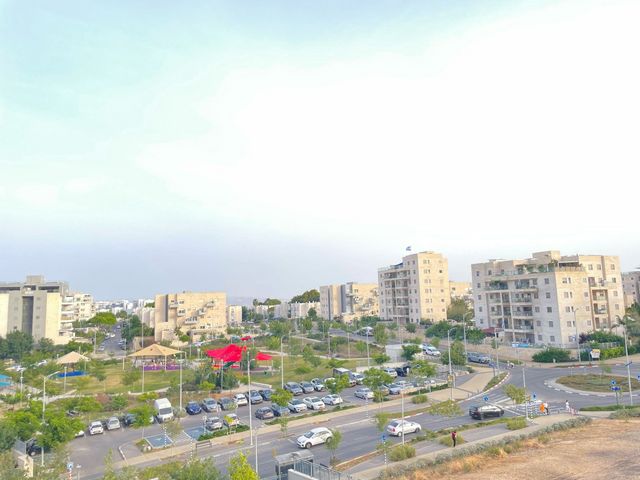 דירה, אלון, החורש, חריש