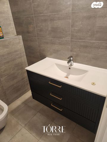 דירה, דרך מנחם בגין 160, מונטיפיורי, הרכבת, תל אביב יפו