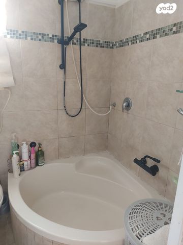 דירה, אלי כהן 8, גבעת אולגה, חדרה