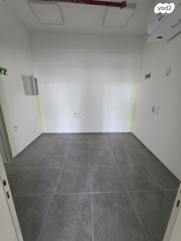 משרדים, עמק, צריפין החדשה, באר יעקב