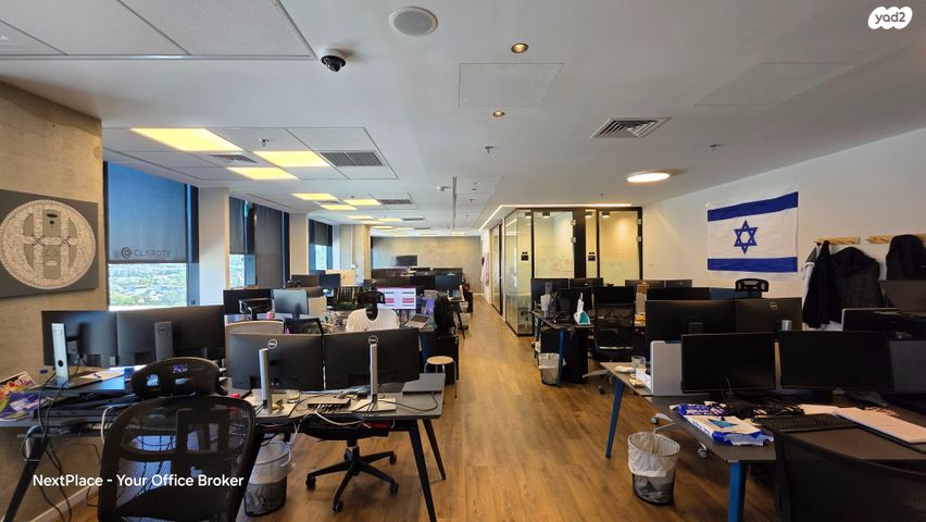 משרדים, יגאל אלון, ביצרון ורמת ישראל, תל אביב יפו