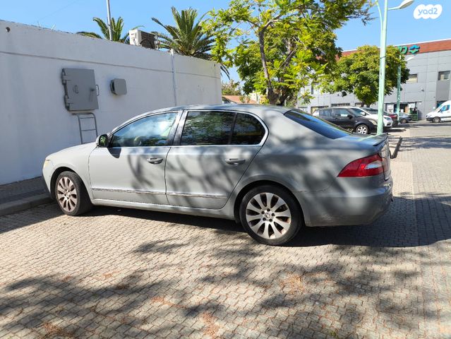 מודעת רכב סקודה סופרב