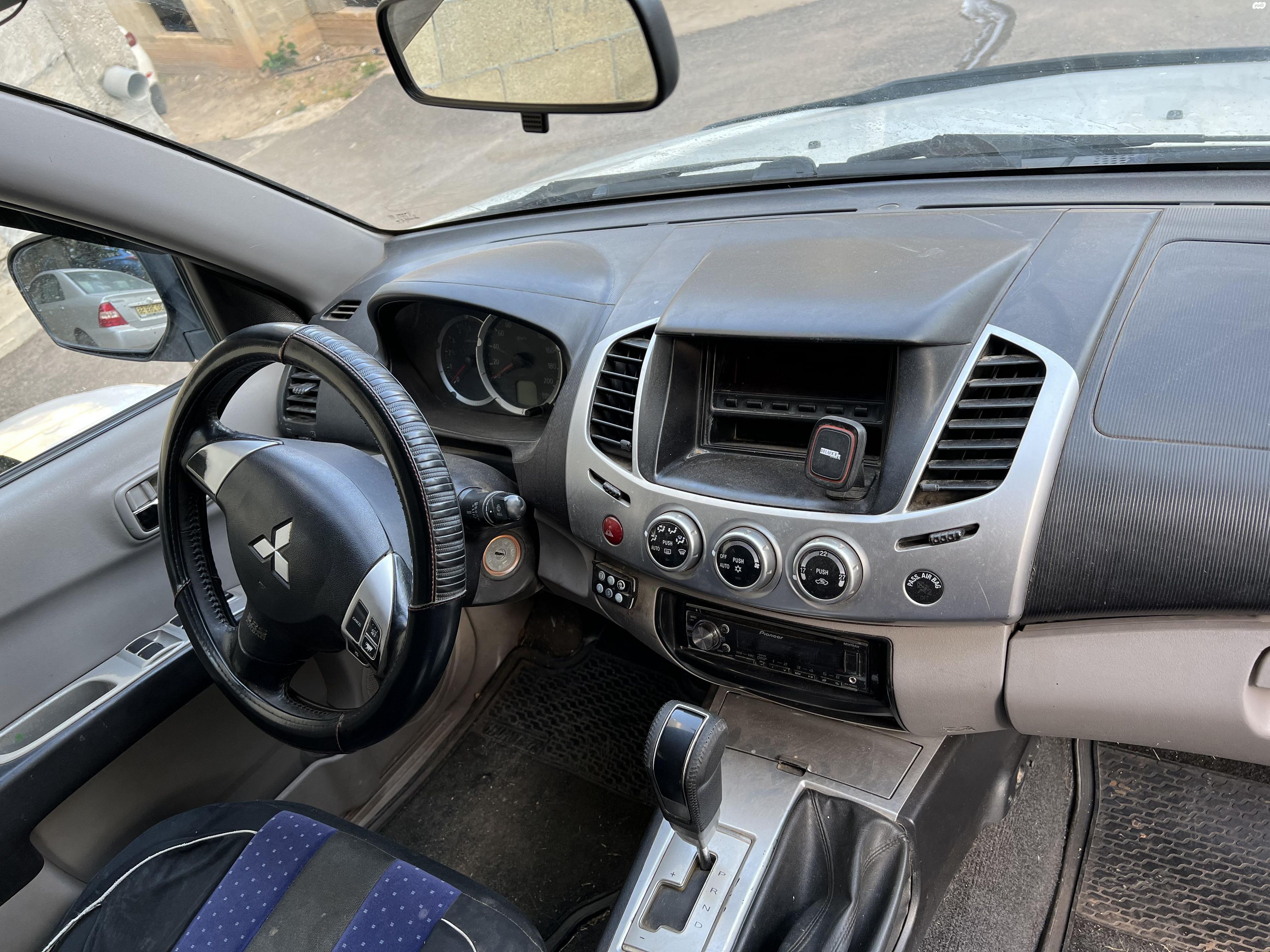 מודעת רכב מיצובישי טרייטון / L200