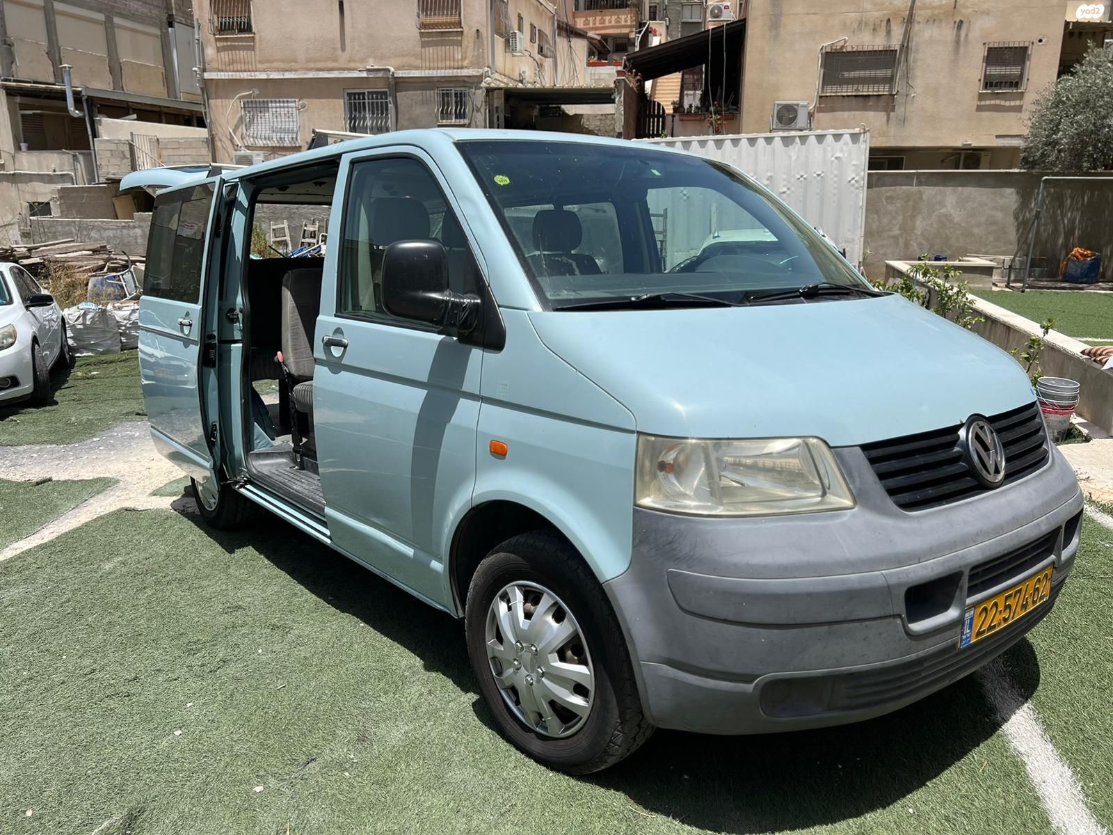 מודעת רכב פולקסווגן טרנספורטר