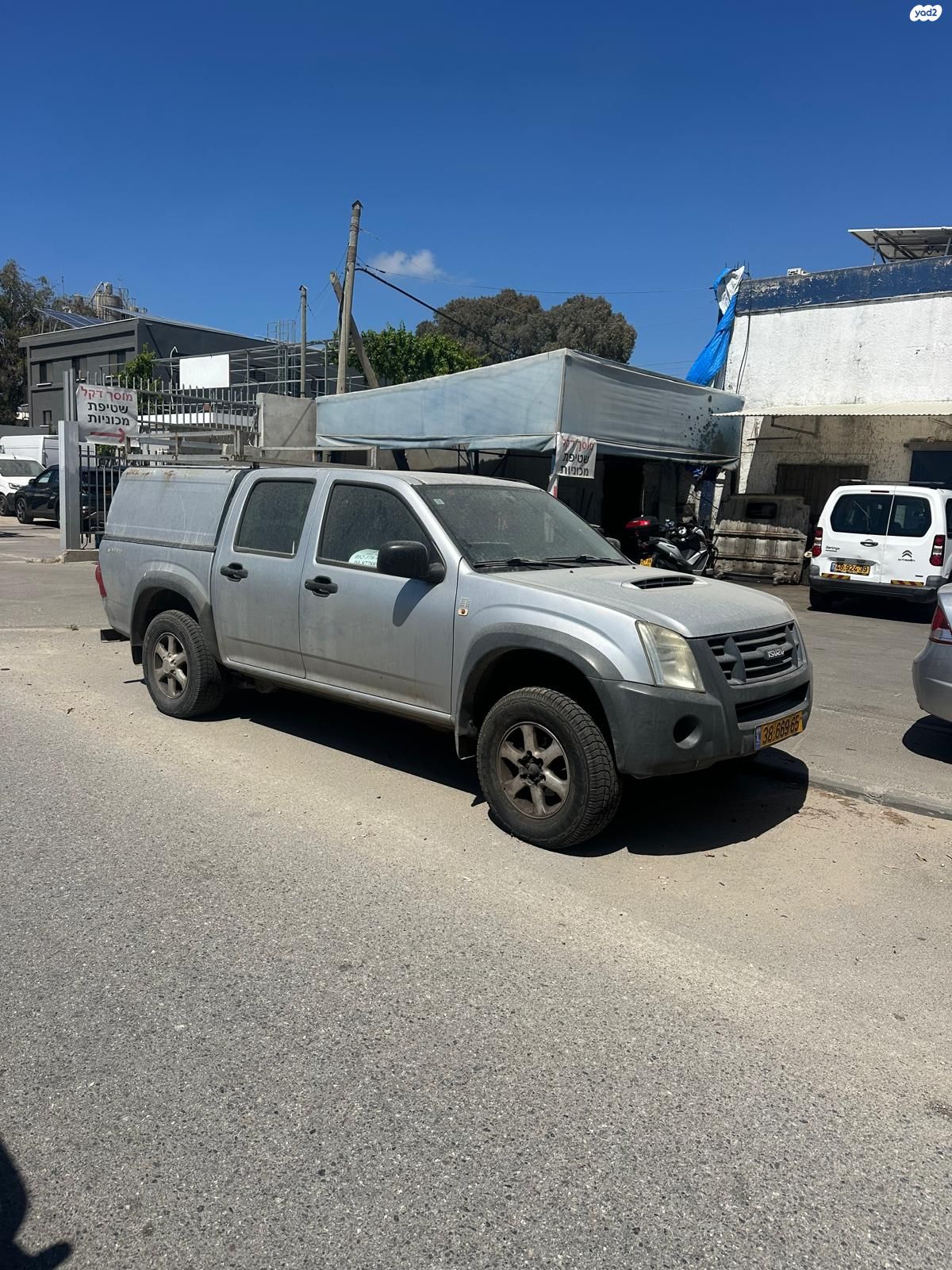 מודעת רכב איסוזו די-מקס