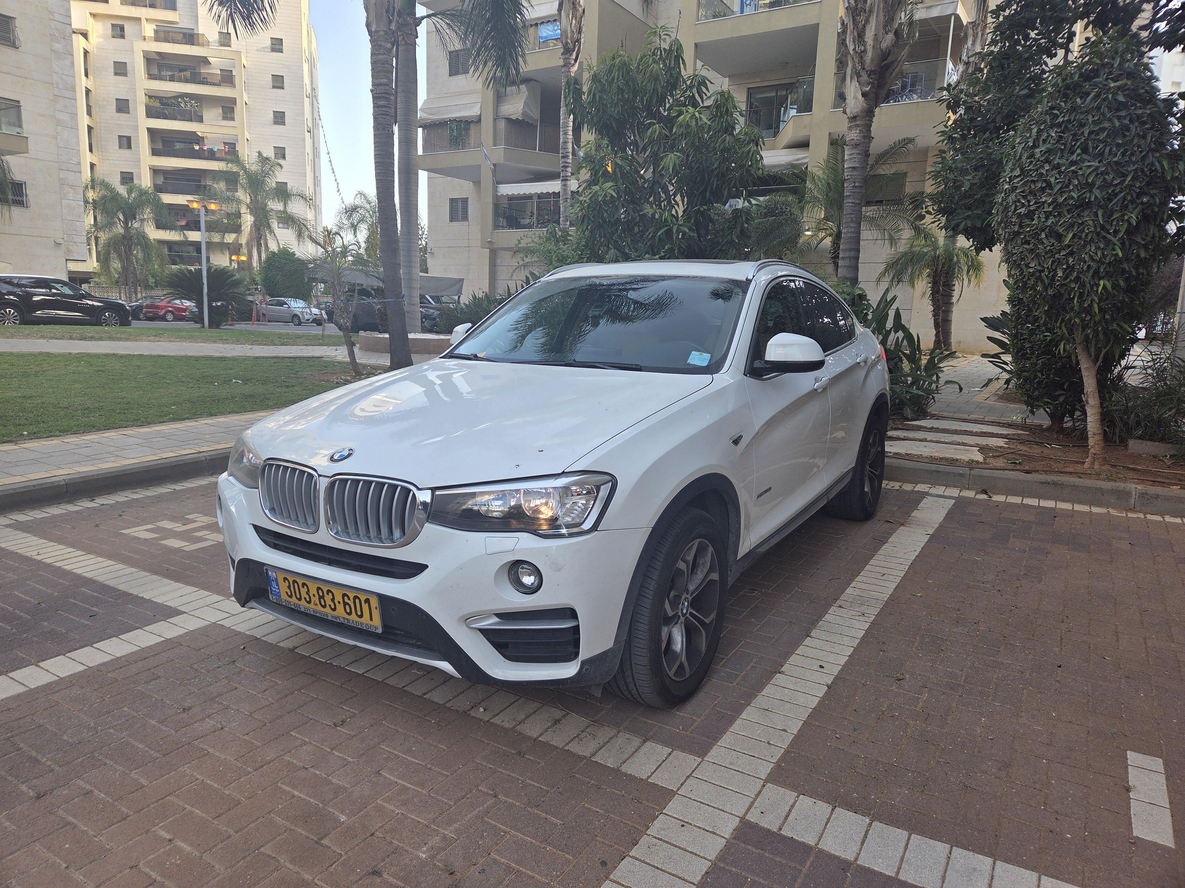 מודעת רכב ב מ וו X4